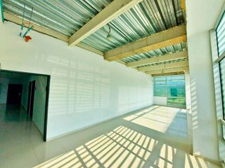 Foto 3 de OFICINA EN VENTA, RIO FRIO FLORIDABLANCA.