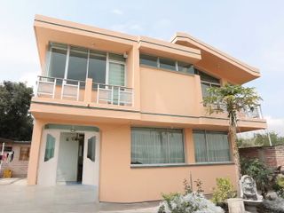 Casa Rentera en Venta en Tumbaco, de 605 m2 👉 Cerca de la Ruta Viva ✅