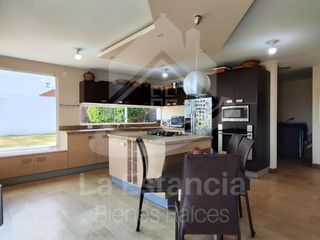 VENTA CASA TANDA  NAYON  QUITO