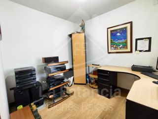 VENTA CASA TANDA  NAYON  QUITO