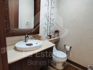 VENTA CASA TANDA  NAYON  QUITO