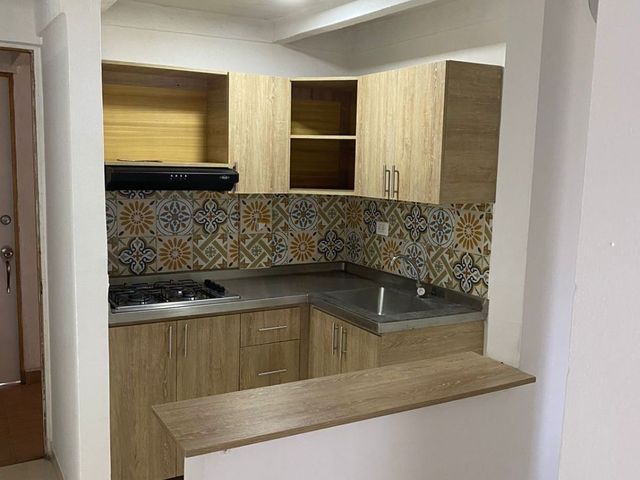 VENDO APARTAMENTO EN UNIDAD BOSQUES DE LA MACARENA APTO 212