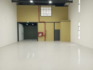 Foto 2 de Bodega de alquiler en el Parque de Negocios Nexus, Autopista Narcisa de Jesús.