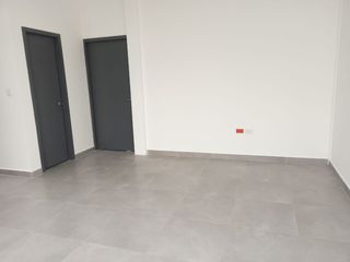 Foto 3 de Bodega de alquiler en el Parque de Negocios Nexus, Autopista Narcisa de Jesús.