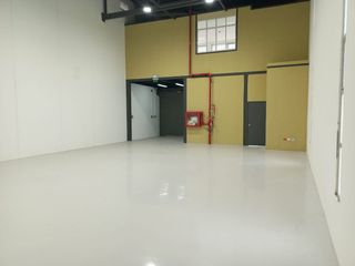 Foto 8 de Bodega de alquiler en el Parque de Negocios Nexus, Autopista Narcisa de Jesús.