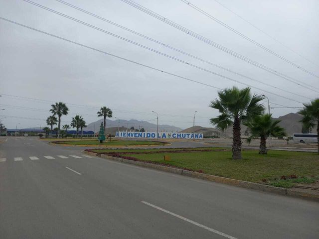 Venta de terreno de 7,260 m2, en US$ 617,100 se encuentra en el Complejo Industrial La Chutana, ubicado a la altura del Km 67 de la Panamericana Sur (Chilca). jguardado