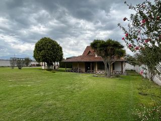 Se vende casa tipo quinta en Puembo, cerca Highlands