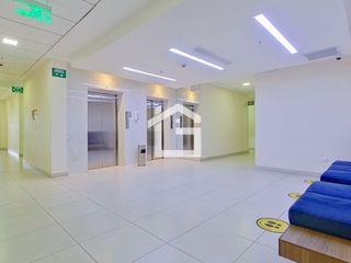 Consultorio Esquinero por Estrenar en la Torre Médica Xima de Guayaquil, con Parqueo Privado