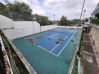 Foto 34 de Lomas de Urdesa, Venta de Excelente Departamento 5 dormitorios amoblado con Vista a la ciudad y areas sociales