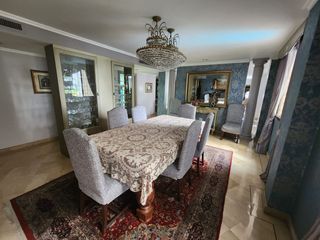 Foto 5 de Lomas de Urdesa, Venta de Excelente Departamento 5 dormitorios amoblado con Vista a la ciudad y areas sociales