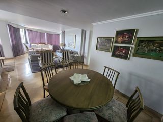 Foto 2 de Lomas de Urdesa, Venta de Excelente Departamento 5 dormitorios amoblado con Vista a la ciudad y areas sociales