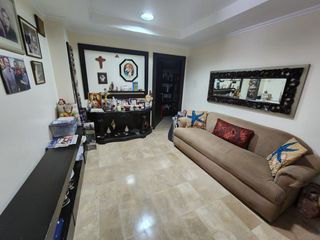 Foto 7 de Lomas de Urdesa, Venta de Excelente Departamento 5 dormitorios amoblado con Vista a la ciudad y areas sociales