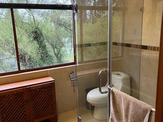 Foto 52 de VENTA DE HERMOSA CASA EN CUENCA