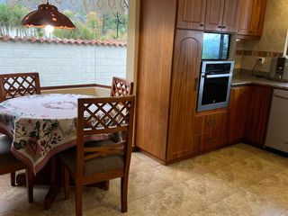 Foto 25 de VENTA DE HERMOSA CASA EN CUENCA