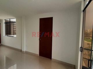Foto 2 de Oportunidad!! Departamento En Venta Frente A Parque En Urb, San Antonio De Carabayllo.