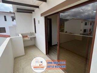 Casas VIP en Venta por Estrenar, Río Amarillo, Cuenca, C860