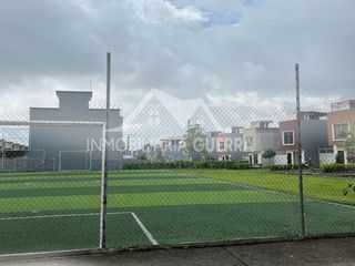 Foto 10 de SE VENDE CASA - URBANIZACIÓN 