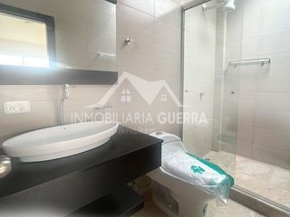 Foto 6 de SE VENDE CASA - URBANIZACIÓN 