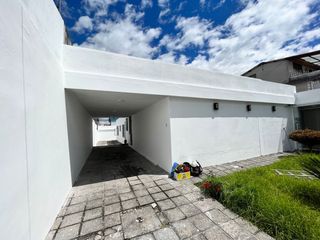 Foto 3 de En venta oficina casa comercial Independiente sector El Inca