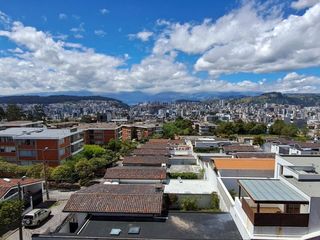 Departamento Venta Urb. La Granja, 117M2  Remodelado 3 Dormitorios 1 Parqueadero 1 Bodega