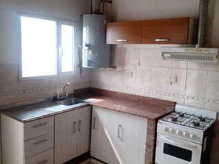 Foto 2 de Oportunidad inversores, 2 departamentos de 1 dormitorio  y local comercial