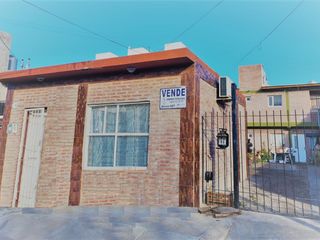 Foto 1 de Oportunidad inversores, 2 departamentos de 1 dormitorio  y local comercial