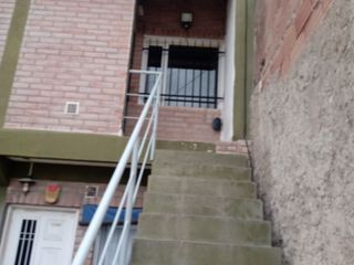 Foto 4 de Oportunidad inversores, 2 departamentos de 1 dormitorio  y local comercial