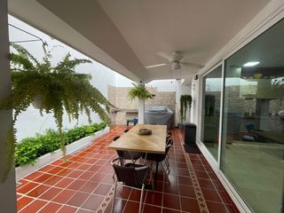 Foto 15 de Casa Multifamiliar en Arriendo, La castellana #191090716