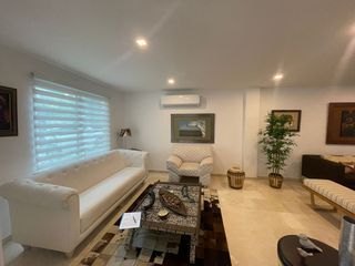 Foto 2 de Casa Multifamiliar en Arriendo, La castellana #191090716
