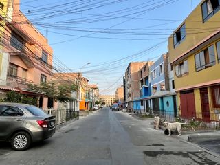 Venta de Casa cerca a Metro La Hacienda - San Juan de Lurigancho