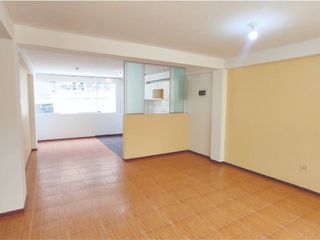 Foto 3 de VENTA DE LINDO Y ACOGEDOR  DEPARTAMENTO EN EL RIMAC