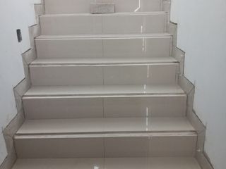 Foto 4 de IMPECABLE LOCAL COMERCIAL EN ALQ EN VENTANILLA (NO CARWASH)