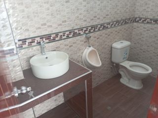 Foto 7 de IMPECABLE LOCAL COMERCIAL EN ALQ EN VENTANILLA (NO CARWASH)