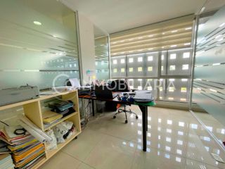 Oficina en Venta - Sector Cumbayá - Excelente Vista