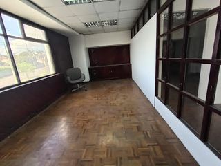 Foto 2 de Venta de Propiedad 19.825M2 en la Avenida Galo Plaza.