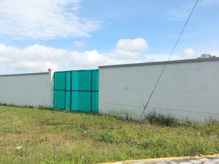 Renta o venta Terreno Comercial 2.100 m2  By pass Quito Quevedo Santo Domingo