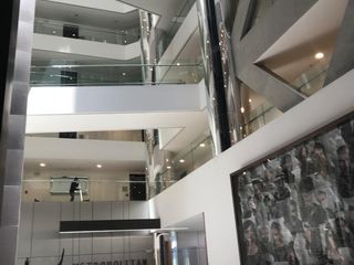 Foto 1 de EXCELENTE OFICINA EN LA AV. NACIONES UNIDAS