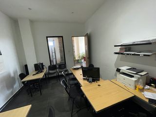 Foto 2 de DISPONIBLE OFICINA EN ZONA COMERCIAL