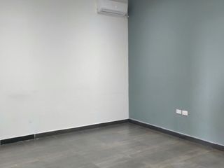 Foto 4 de DISPONIBLE OFICINA EN ZONA COMERCIAL