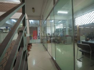 Foto 7 de Oportunidad de Inversión (Planta Textil con Sótano y Nave Industrial)