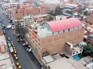 Foto 2 de Oportunidad de Inversión (Planta Textil con Sótano y Nave Industrial)