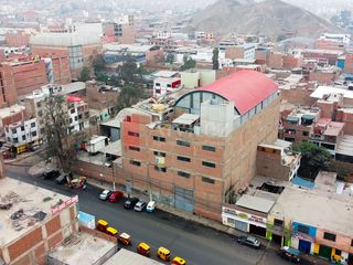 Foto 1 de Oportunidad de Inversión (Planta Textil con Sótano y Nave Industrial)