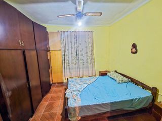 Foto 8 de Vivienda con amplio terreno mensurable en Romang