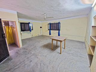 Foto 6 de Vivienda con amplio terreno mensurable en Romang
