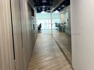 Foto 5 de ALQUILO IMPECABLE OFICINA EN CENTRO EMPRESARIAL