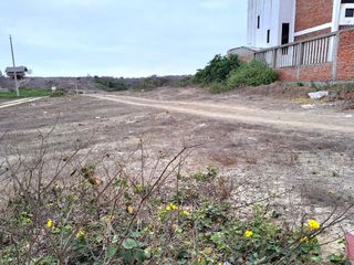 Foto 2 de TERRENO EN VENTA A POCOS METROS DEL MAR PLAYA SAN JOSÉ - MONTECRISTI - MANABI