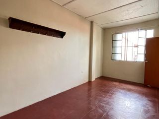 REMATO DEPARTAMENTO 3ER PISO EN URB. MIRAFLORES | PIURA