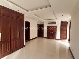 Foto 11 de CASA EN VENTA EN CIUDAD JARDIN  JOCKEY