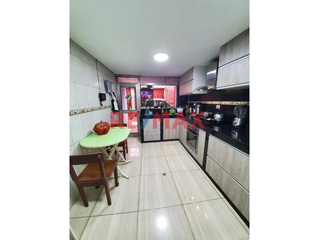 Foto 9 de Se Vende Casa En Urb. San Diego