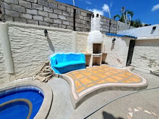 Foto 31 de Casa amoblada en venta con piscina, sector Barbasquillo cerca a la Quadra Manta